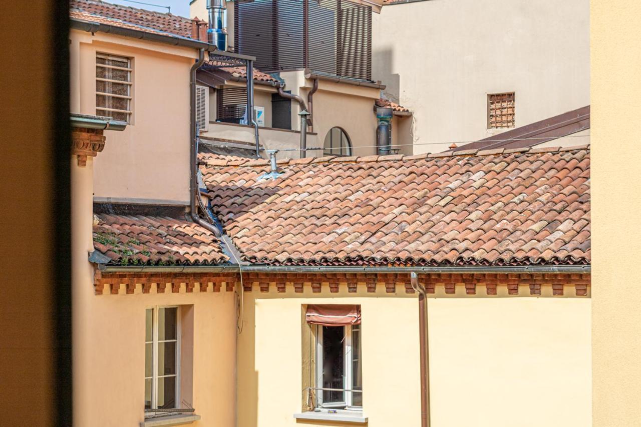 Casa Dafne In Canton De Fiori Bologna Eksteriør billede